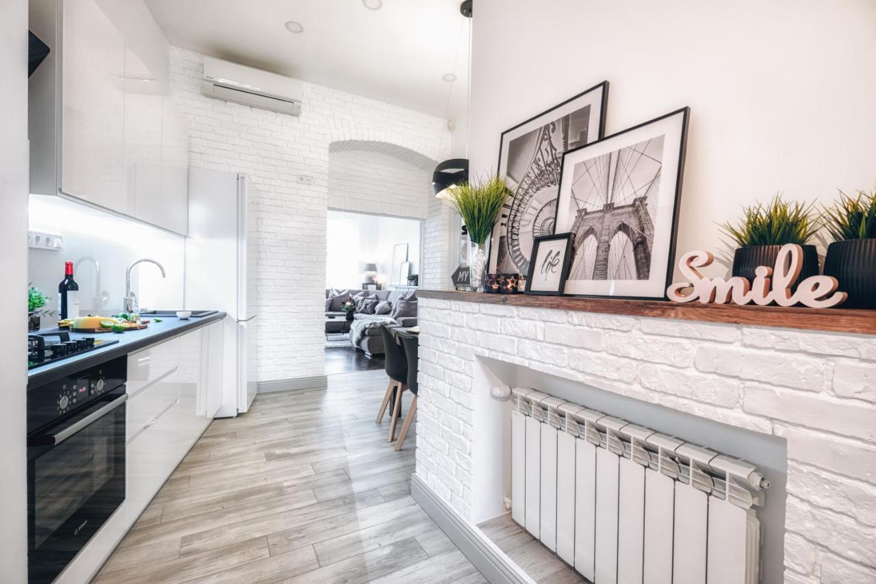 Scandinavian Style Of Lux Apartments In Leópolis Exterior foto